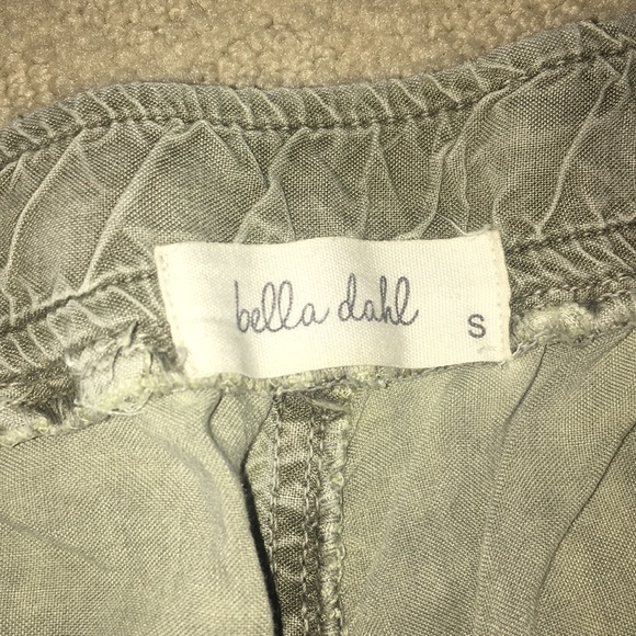 Capris - Picture 2 of 4